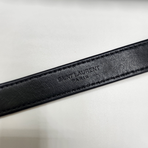 Saint Laurent Loulou Matelasse Shoulder Bag Medium Black Leather - Picture 3 of 15